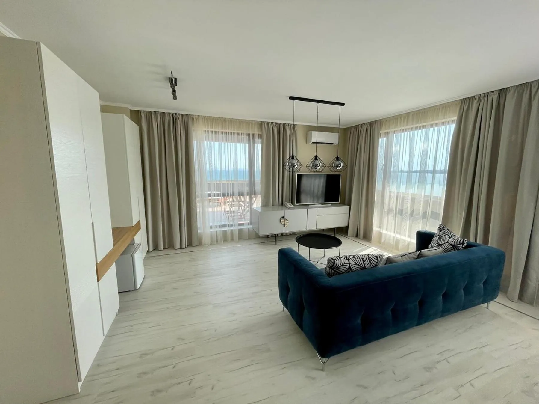 Делукс студио с изглед към морето – St. Panteleimon Beach Hotel, Несебър