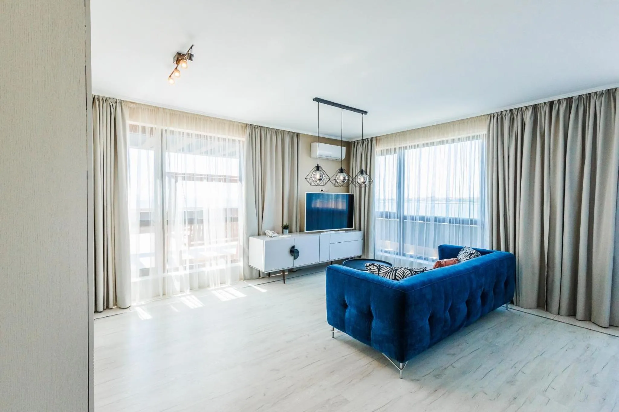 Делукс студио с изглед към морето – St. Panteleimon Beach Hotel, Несебър