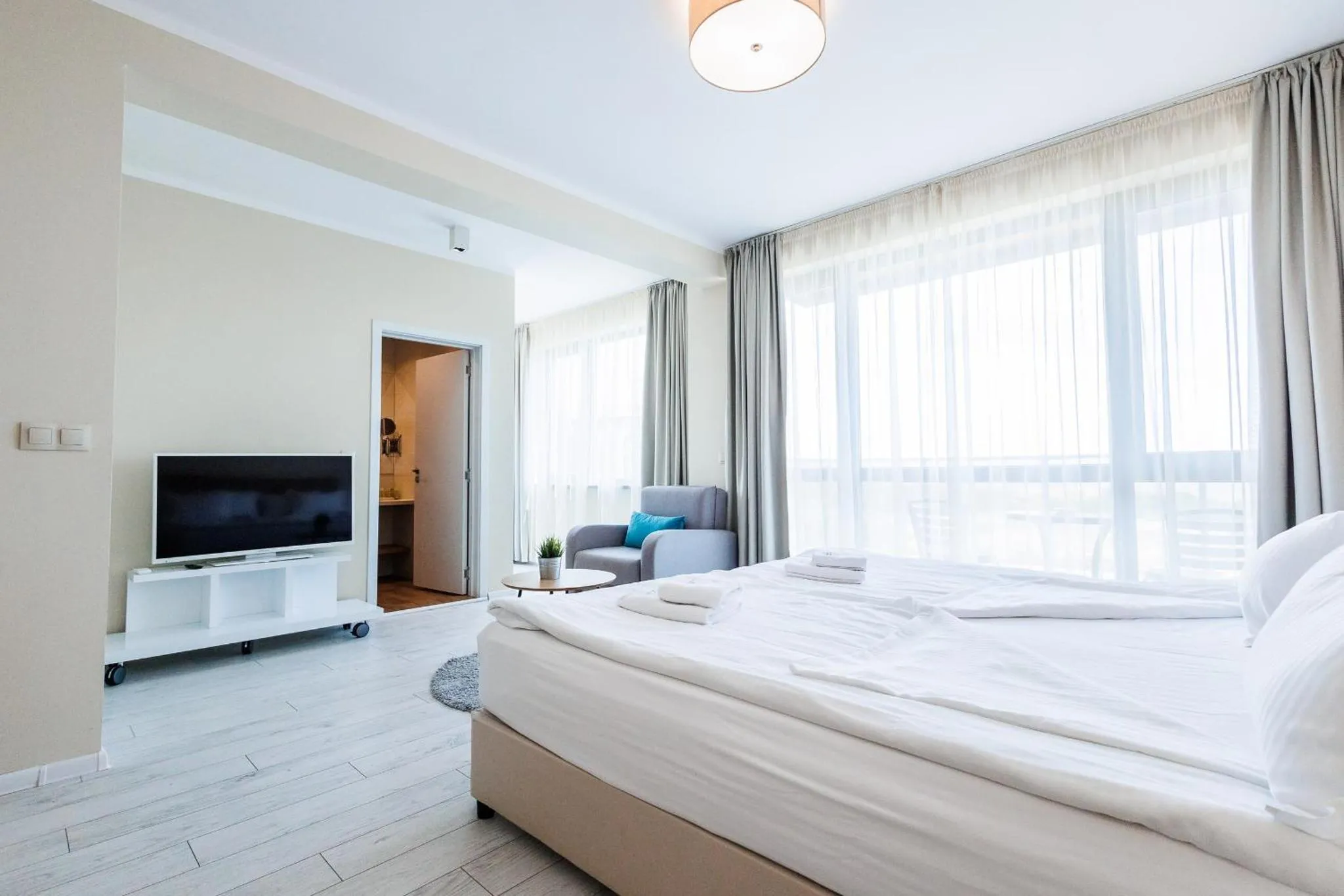 Двойна делукс стая с изглед към морето – St. Panteleimon Beach Hotel, Несебър